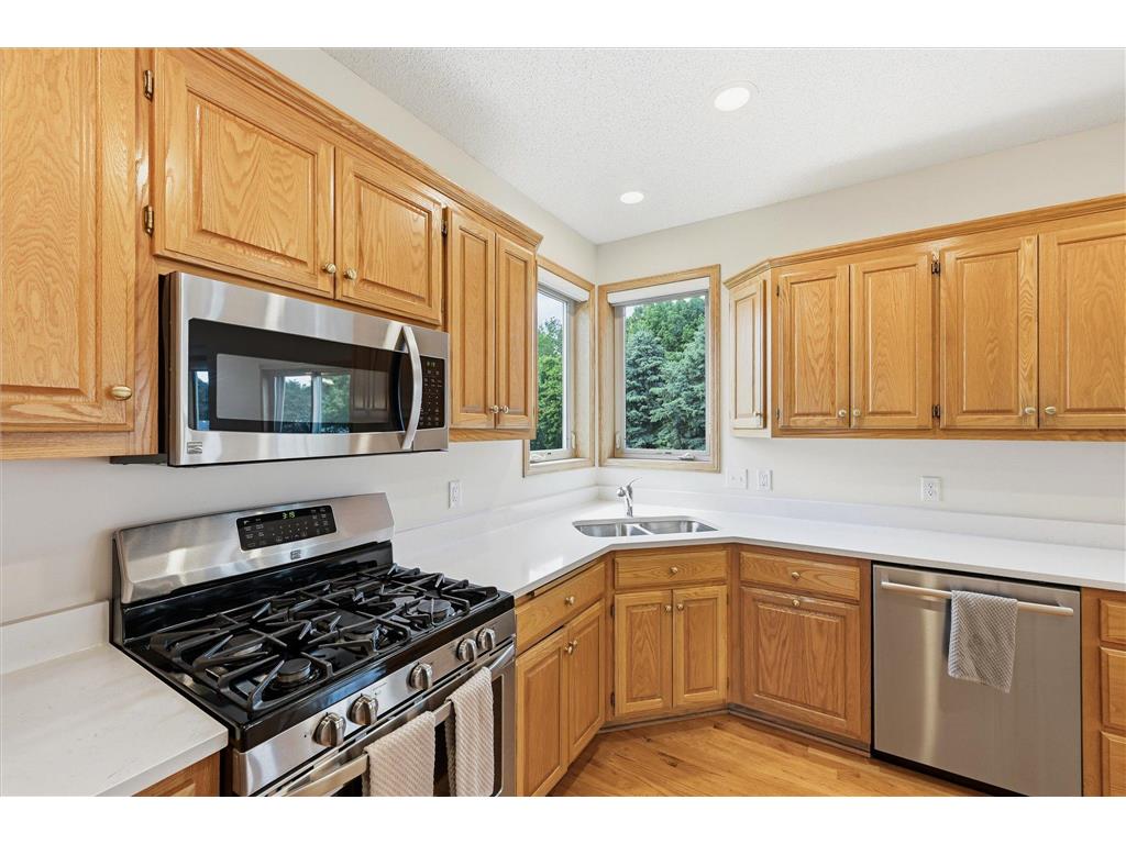 1364 Pond Circle Waconia MN 55387 7090983 image24