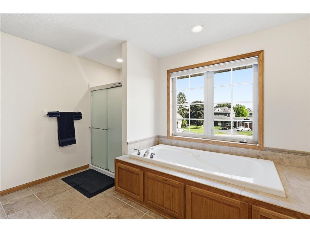 1364 Pond Circle Waconia MN 55387 7090983 image34