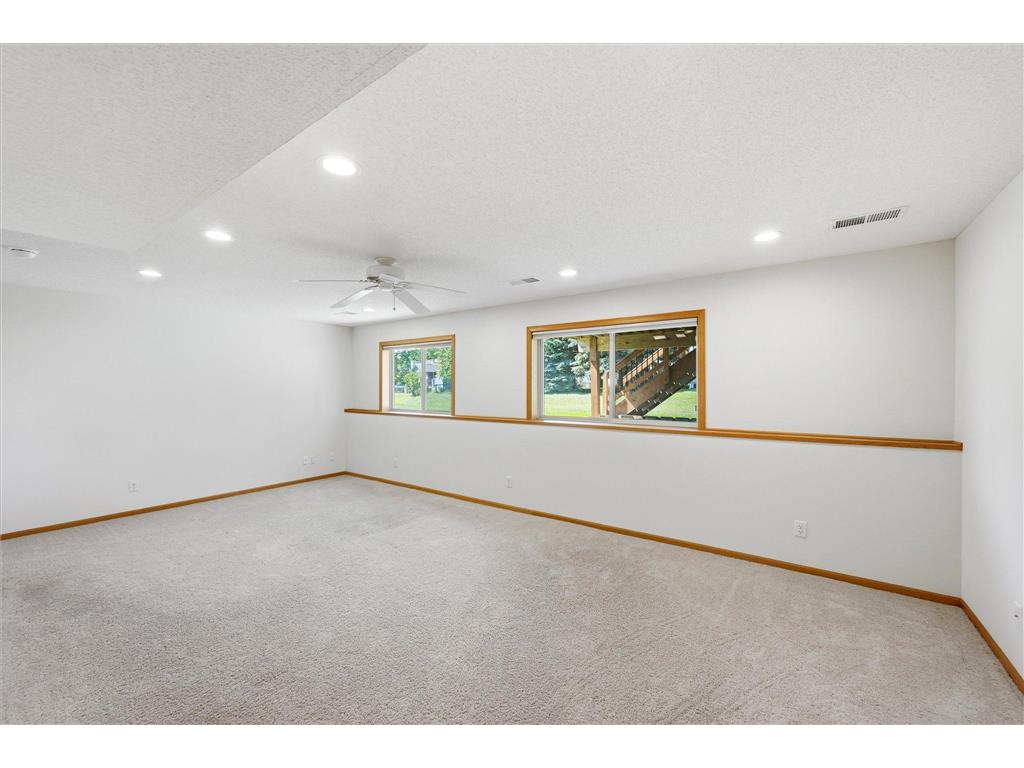 1364 Pond Circle Waconia MN 55387 7090983 image38