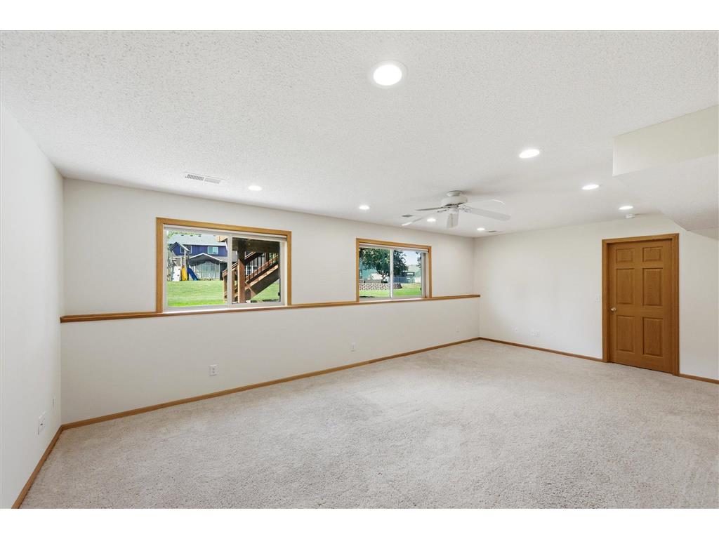1364 Pond Circle Waconia MN 55387 7090983 image41