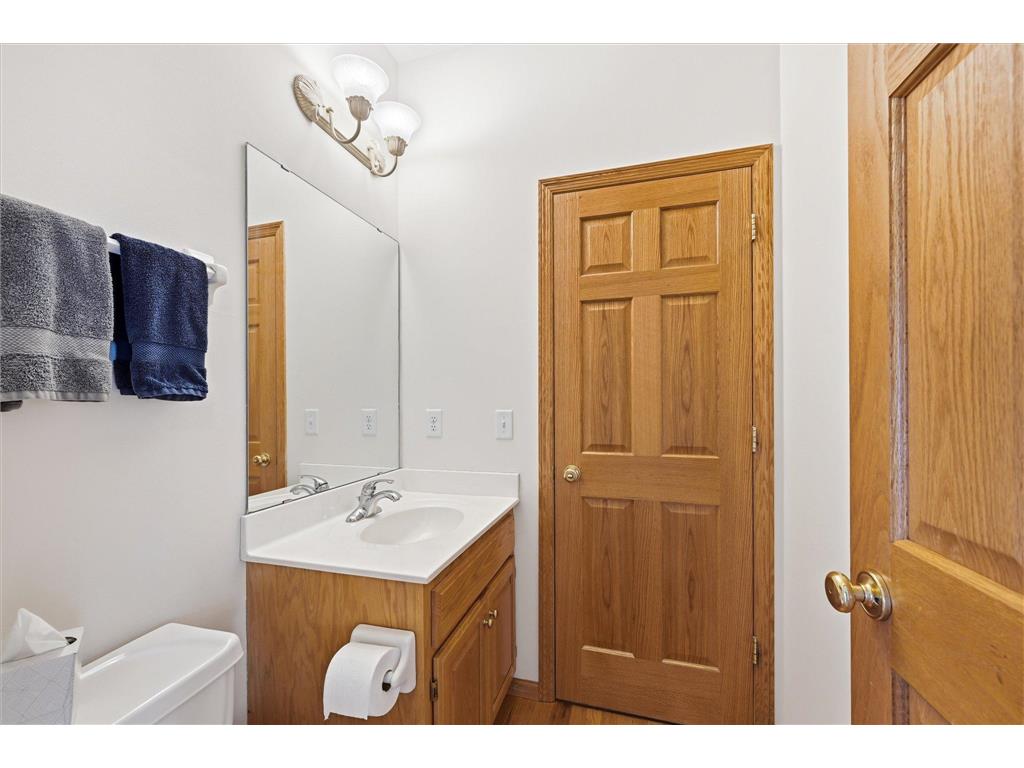 1364 Pond Circle Waconia MN 55387 7090983 image8