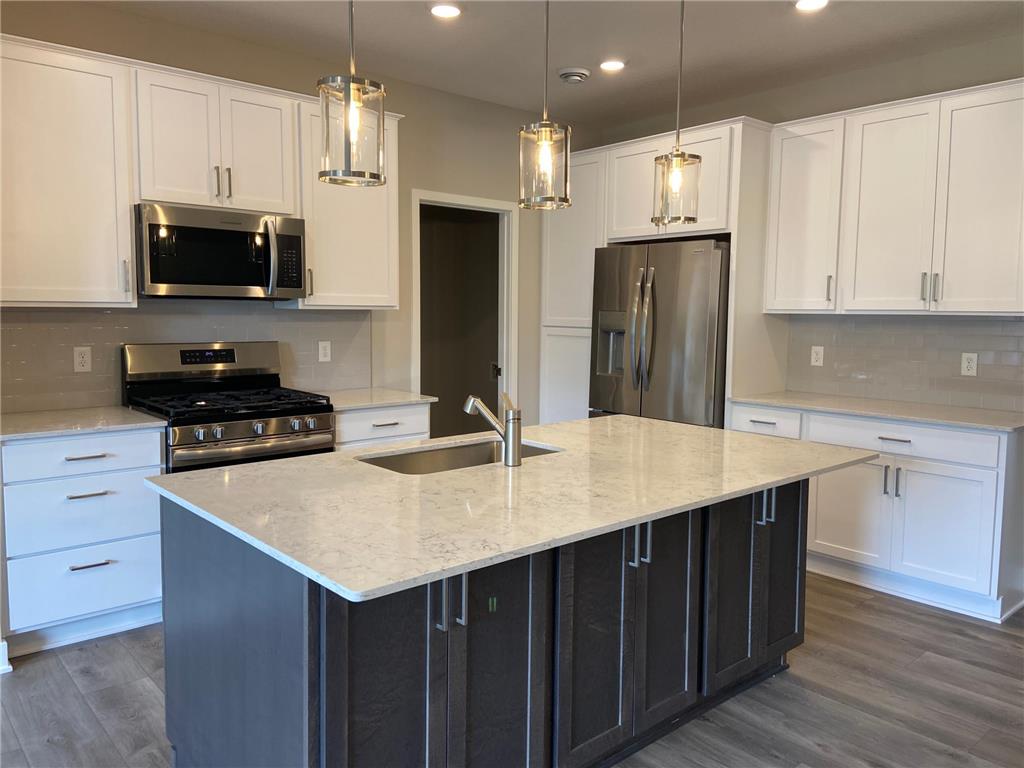 13641 Hollybrook Drive Apple Valley MN 55124 6736480 image1