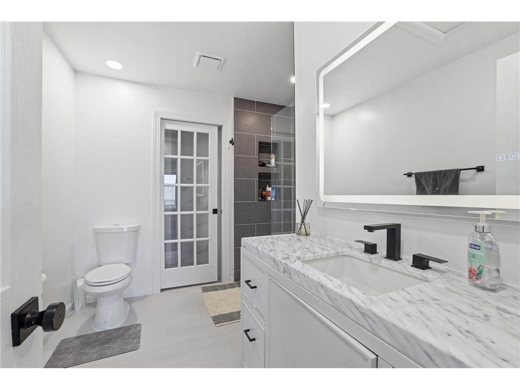 13642 97th Place N Maple Grove MN 55369 7059142 image11