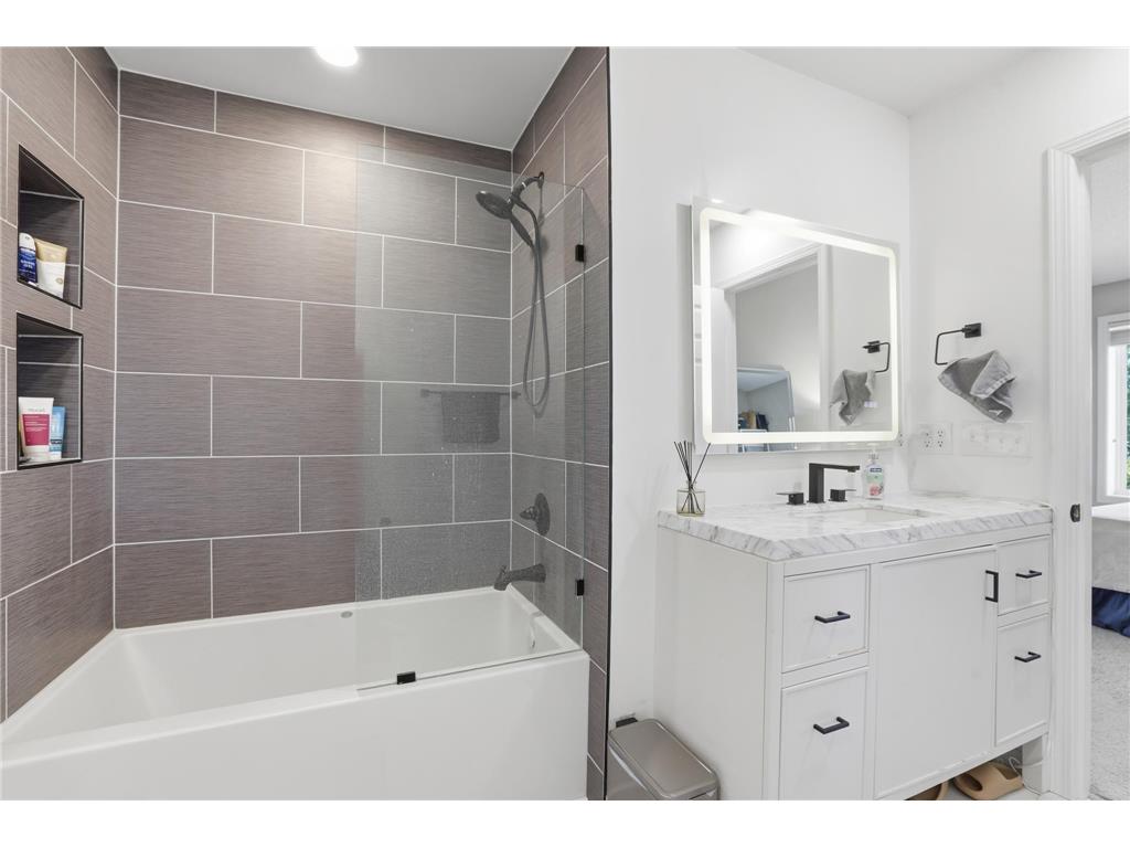 13642 97th Place N Maple Grove MN 55369 7059142 image12