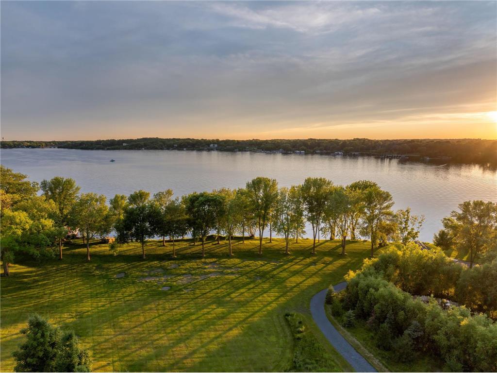 1365 Bracketts Point Road Orono MN 55391 - Lake Minnetonka 7084861 image1