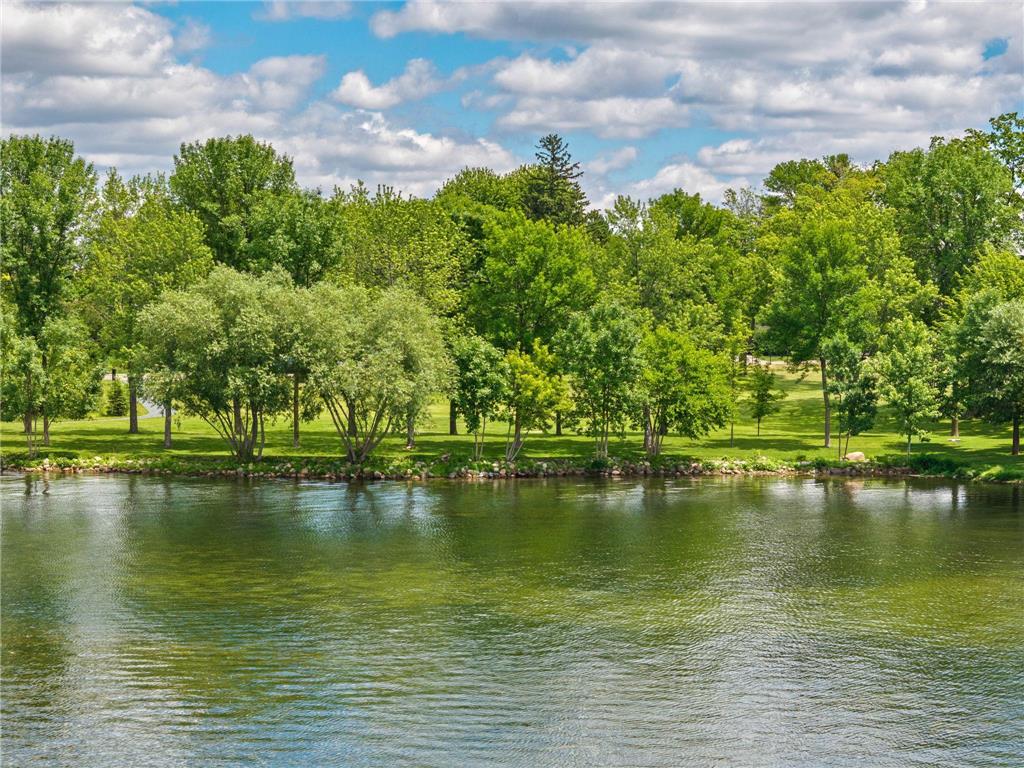1365 Bracketts Point Road Orono MN 55391 - Lake Minnetonka 7084861 image3