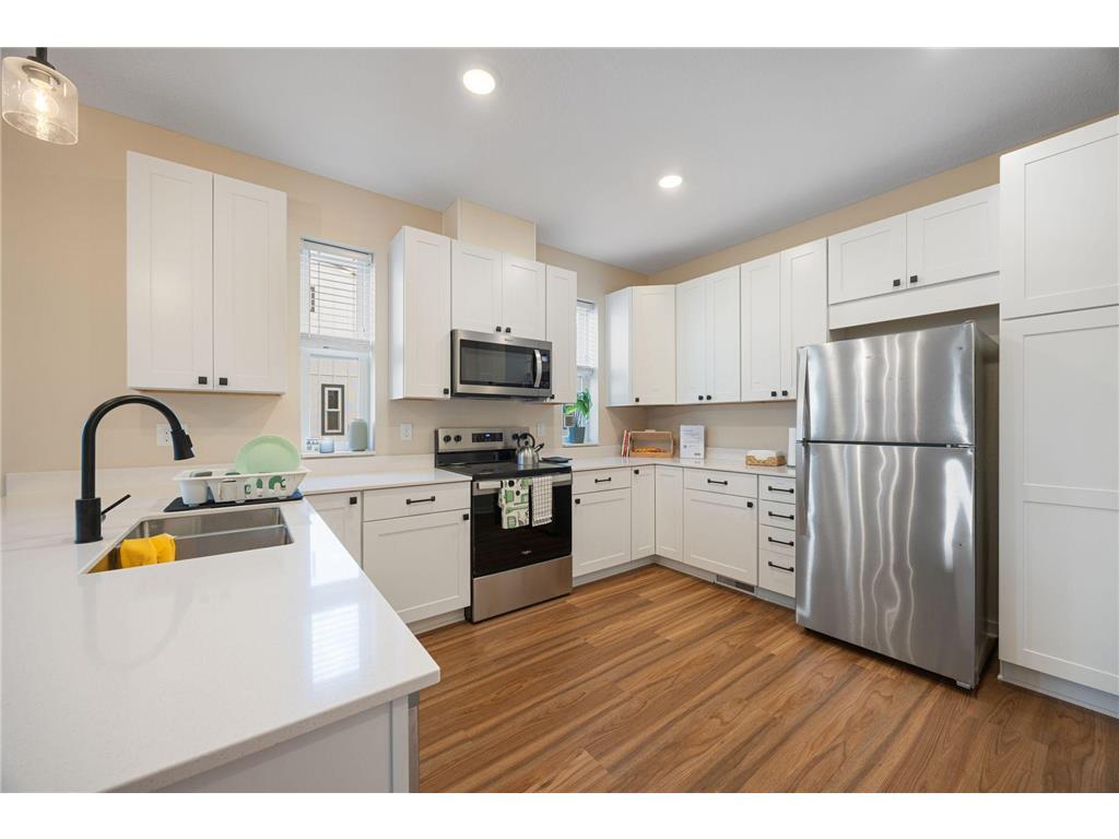 1365 Howard Street N #1 Saint Paul MN 55119 6817308 image7