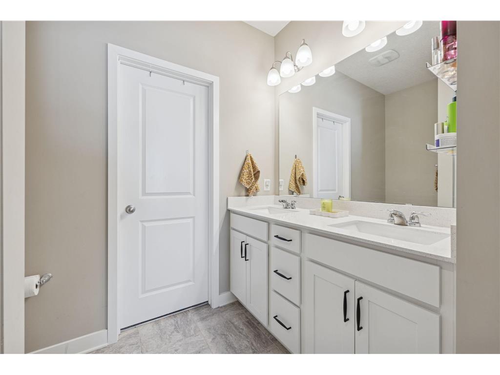 13650 Applewood Trail Rosemount MN 55068 7002965 image16