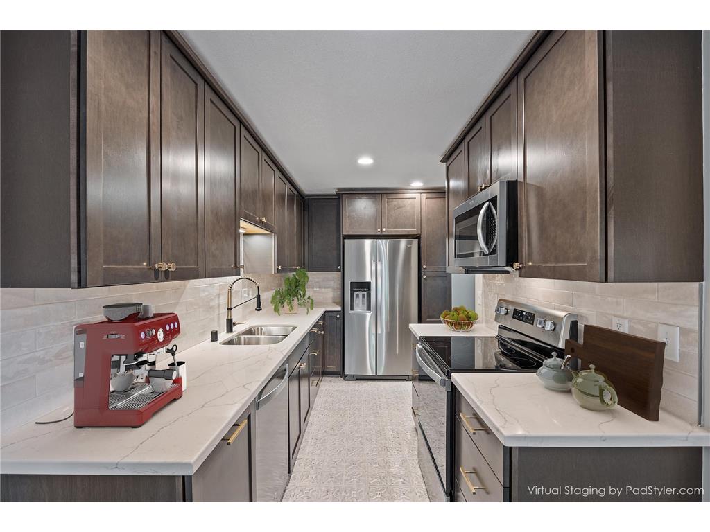 13654 74th Avenue N Maple Grove MN 55311 6436626 image1