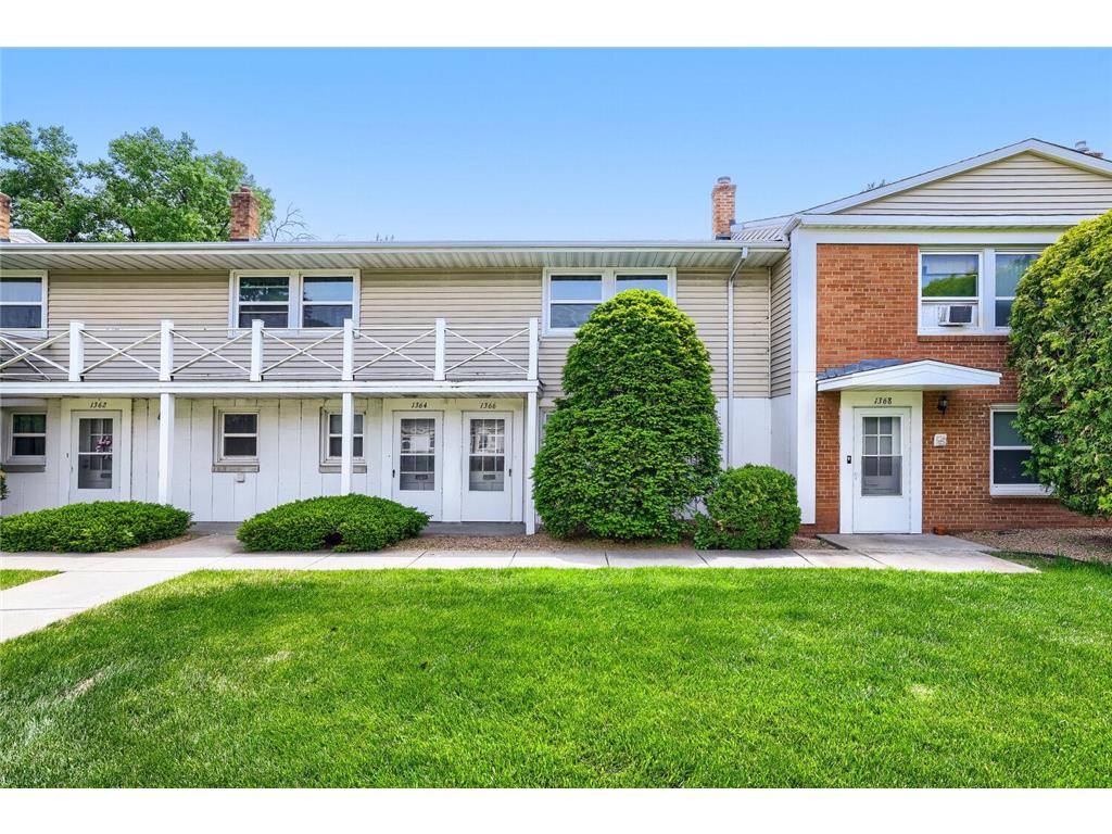 1366 Colonial Drive Roseville MN 55113 7082316 image1