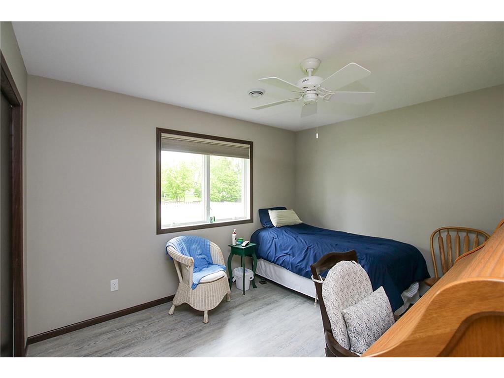 1367 Heritage Avenue NW Hutchinson MN 55350 7068425 image17