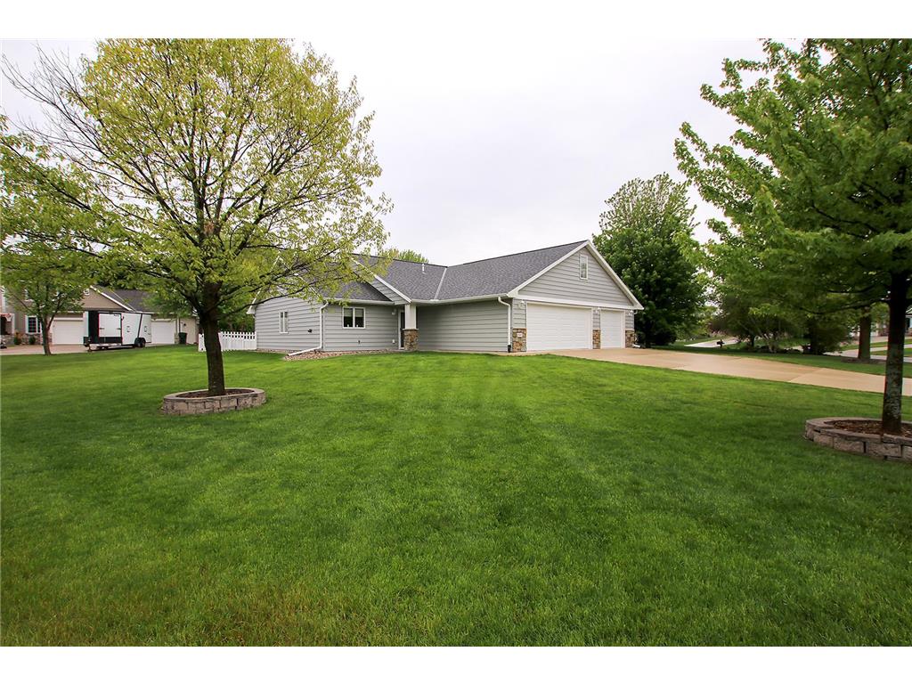 1367 Heritage Avenue NW Hutchinson MN 55350 7068425 image3