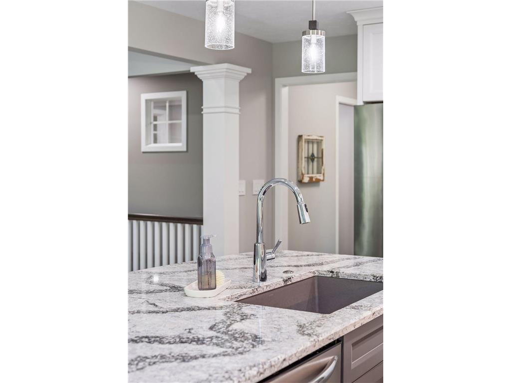 1367 Palisade Path Woodbury MN 55129 7079369 image18