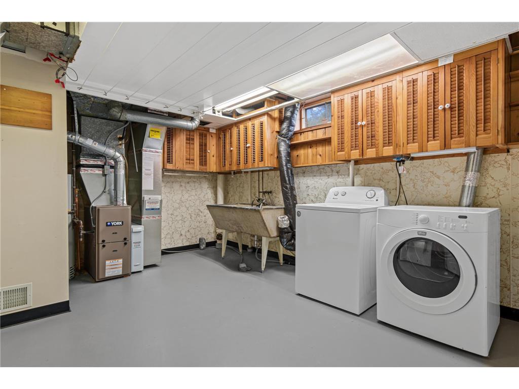 1367 Price Avenue E Maplewood MN 55109 7100800 image22