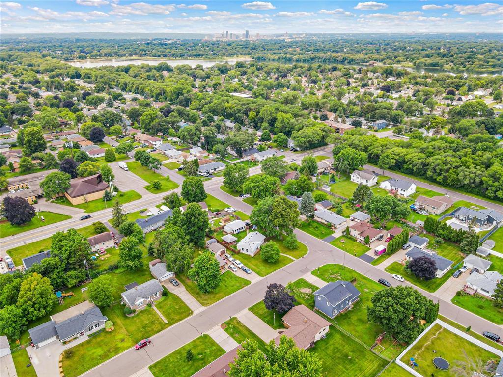 1367 Price Avenue E Maplewood MN 55109 7100800 image35