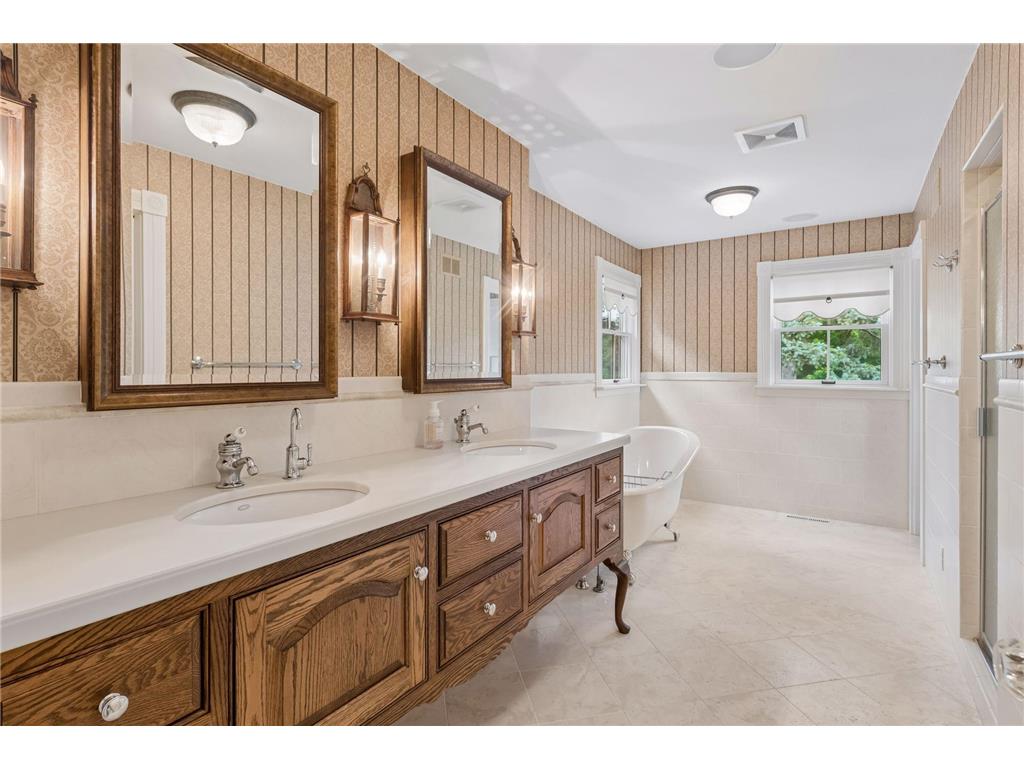 13670 122nd Street Norwood Young America MN 55368 - Barlous 7089675 image31