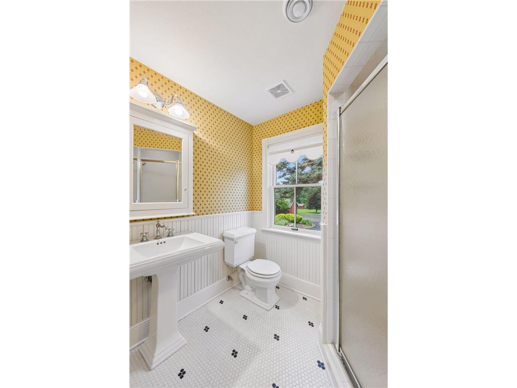 13670 122nd Street Norwood Young America MN 55368 - Barlous 7089675 image34