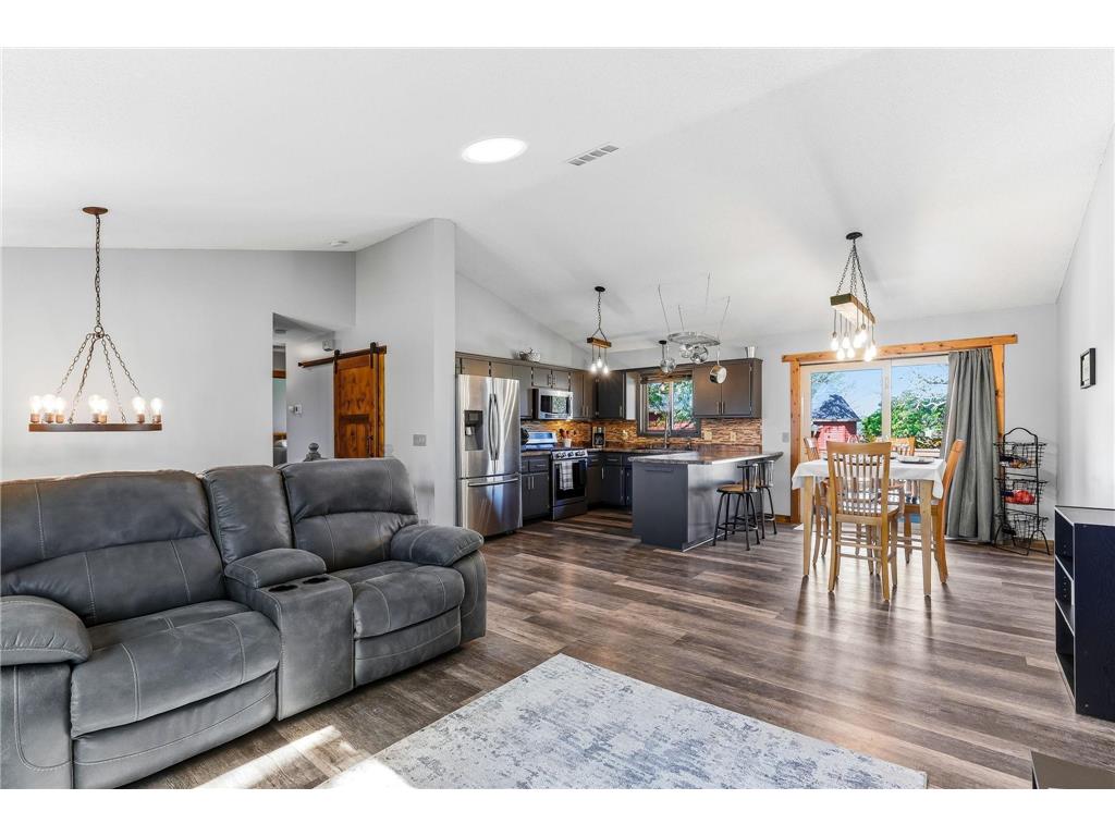 13676 Marigold Street NW Andover MN 55304 7067112 image4