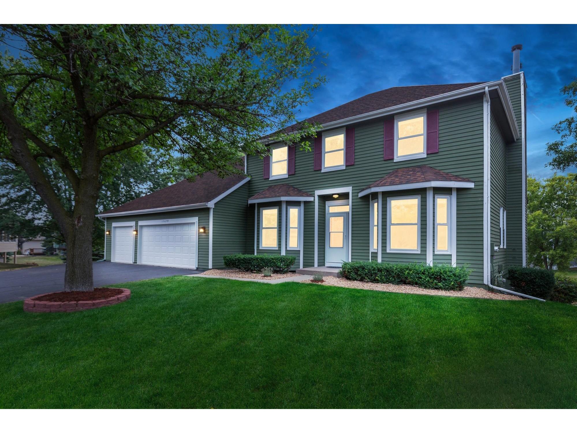 13679 Essex Court, Eden Prairie, MN 55347 MLS 6072721 Edina Realty