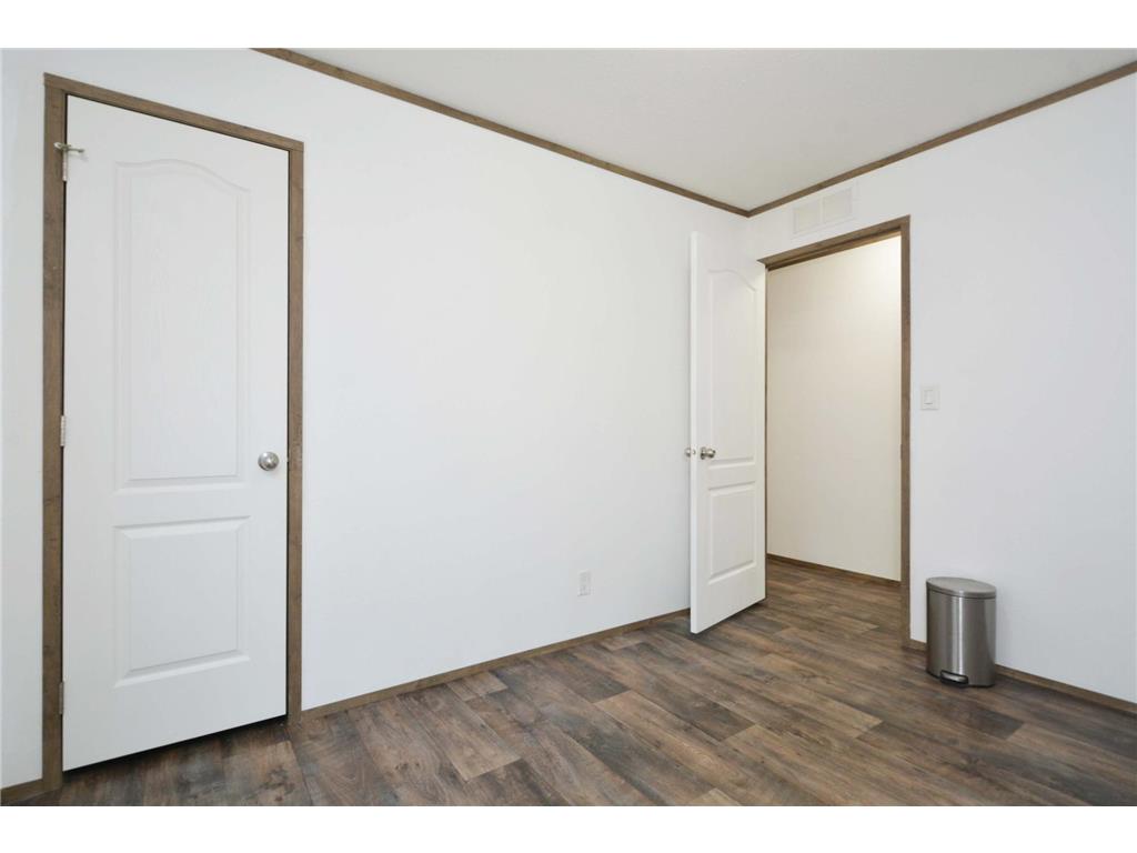 1368 96th Lane NE Blaine MN 55434 6817910 image13