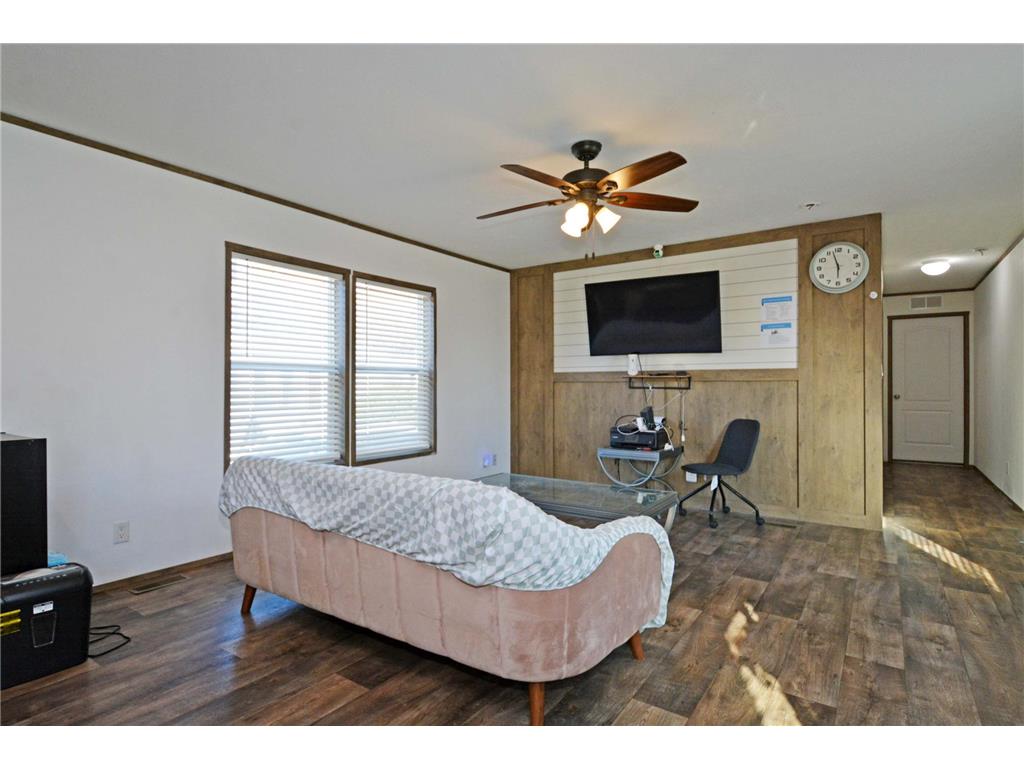 1368 96th Lane NE Blaine MN 55434 6817910 image9