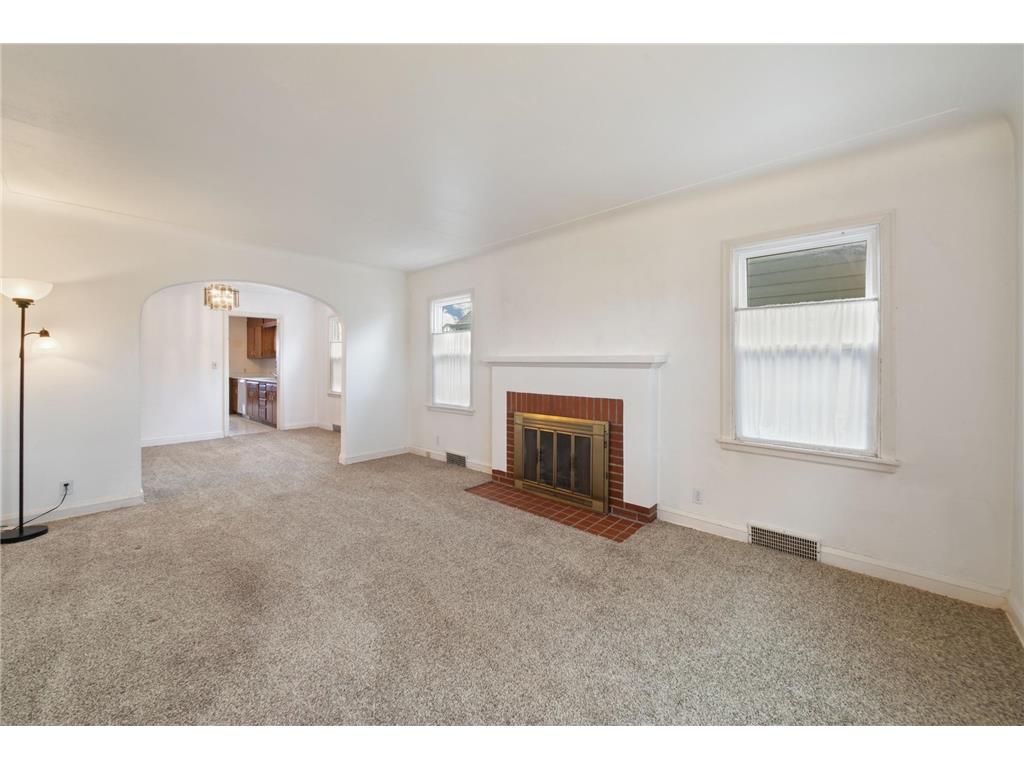 1368 Hartford Avenue Saint Paul MN 55116 7031809 image6