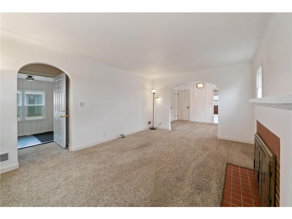 1368 Hartford Avenue Saint Paul MN 55116 7031809 image8