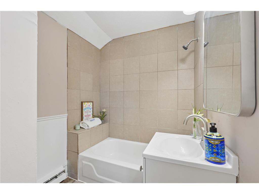 1368 Payne Avenue Saint Paul MN 55130 7071720 image20