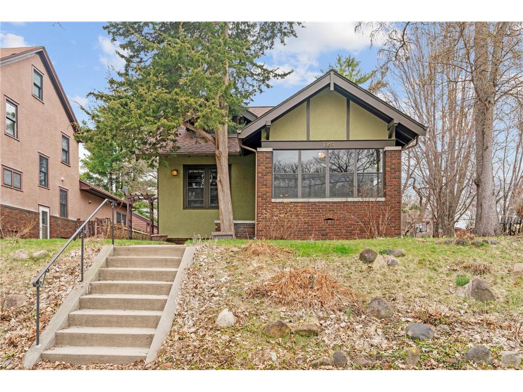 1369 Hamline Avenue N Saint Paul MN 55108 7031783 image1