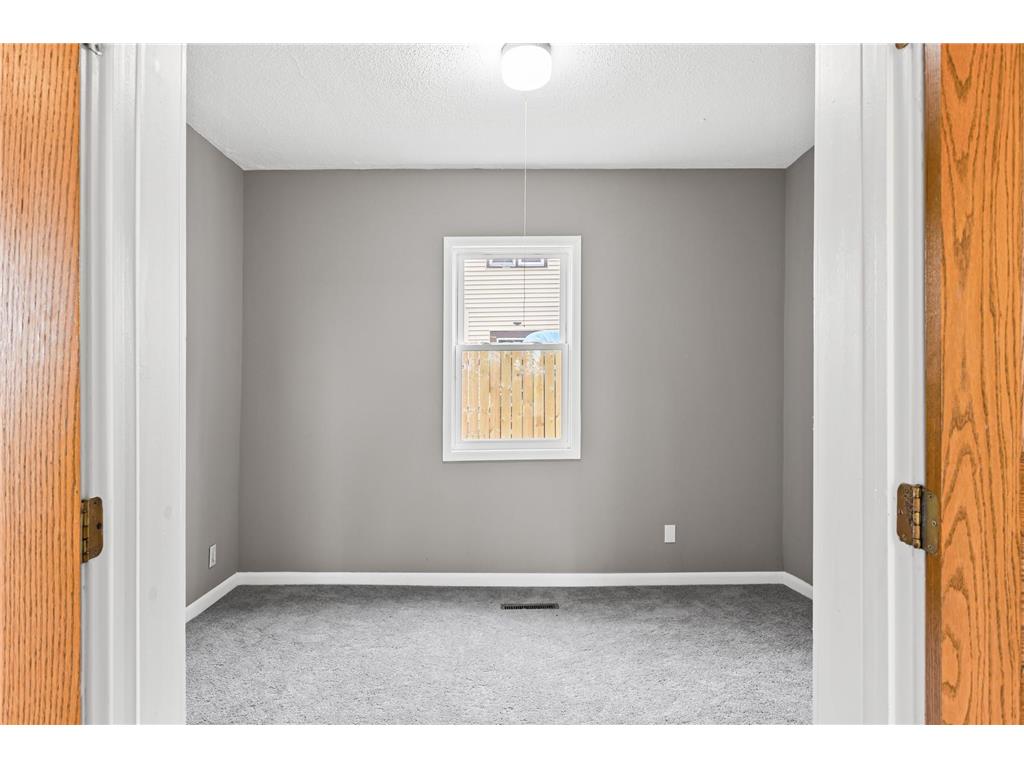 137 Cayuga Street Saint Paul MN 55117 6807934 image16