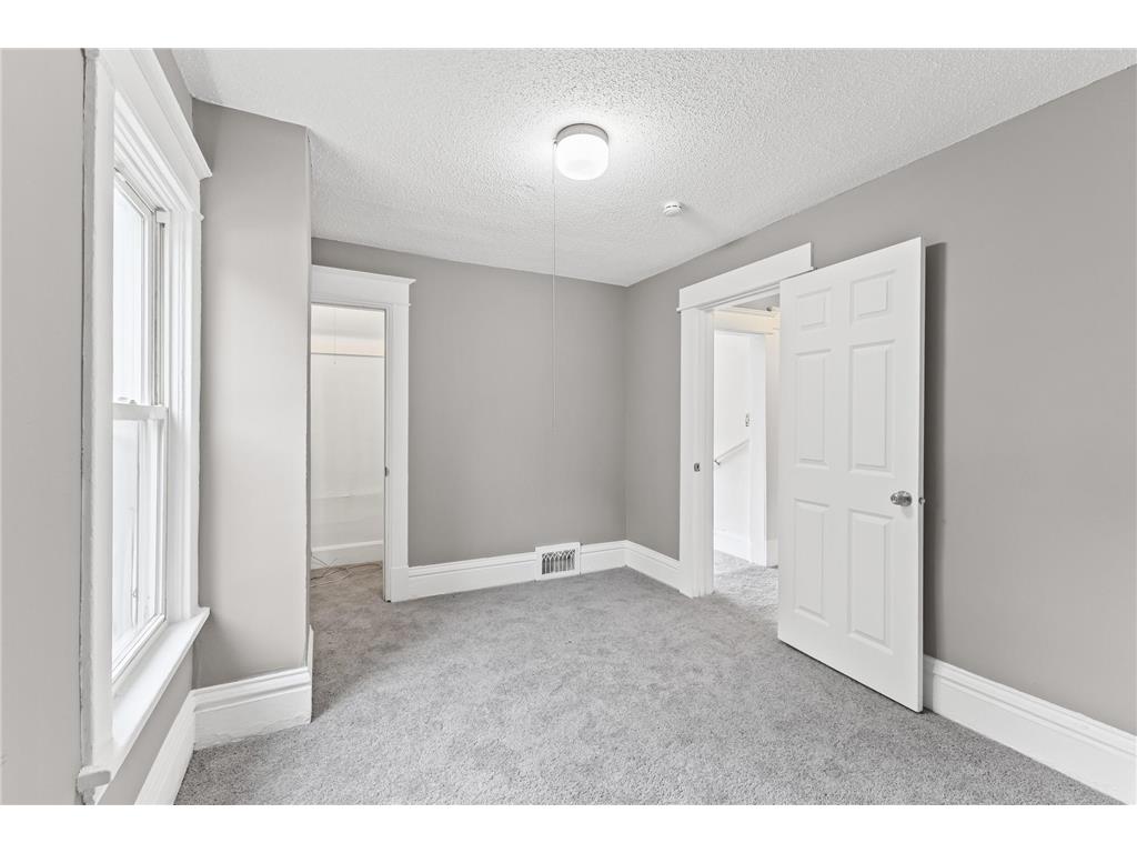 137 Cayuga Street Saint Paul MN 55117 6807934 image20