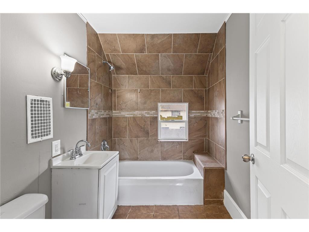 137 Cayuga Street Saint Paul MN 55117 6807934 image21