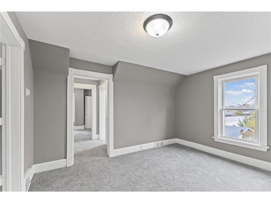 137 Cayuga Street Saint Paul MN 55117 6807934 image26