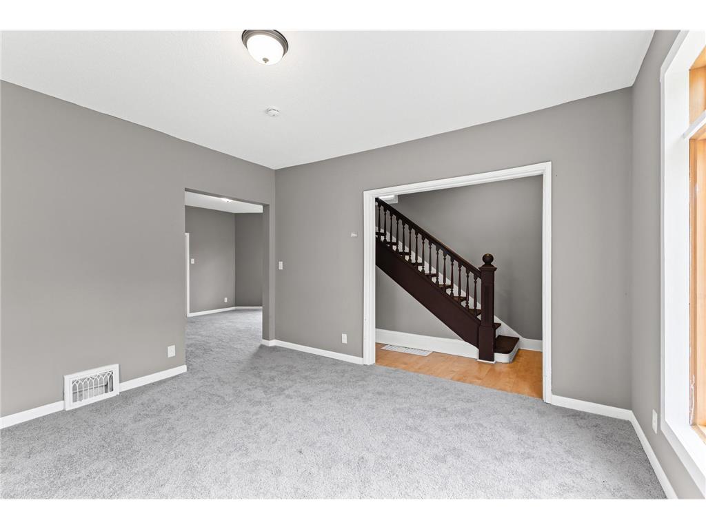 137 Cayuga Street Saint Paul MN 55117 6807934 image5