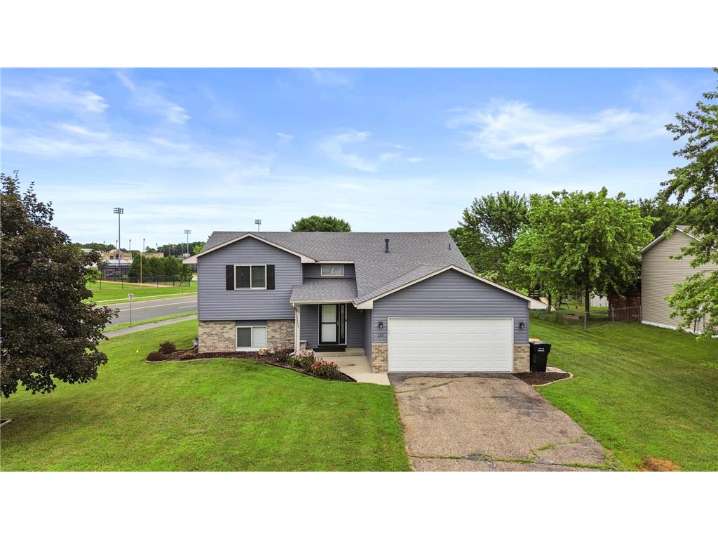 137 Hickory Lane E Shakopee MN 55379 6760132 image1