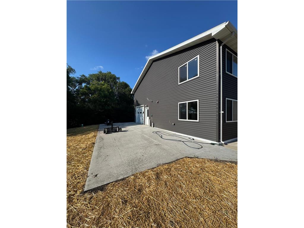 137 Roosevelt Street Cayuga ND 58013 7066026 image10
