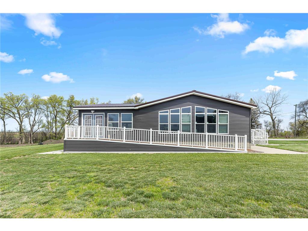 137 Roosevelt Street Cayuga ND 58013 7066026 image13