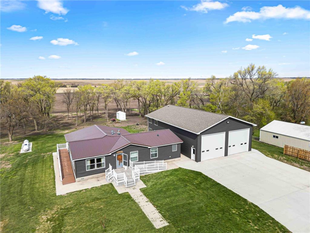 137 Roosevelt Street Cayuga ND 58013 7066026 image3