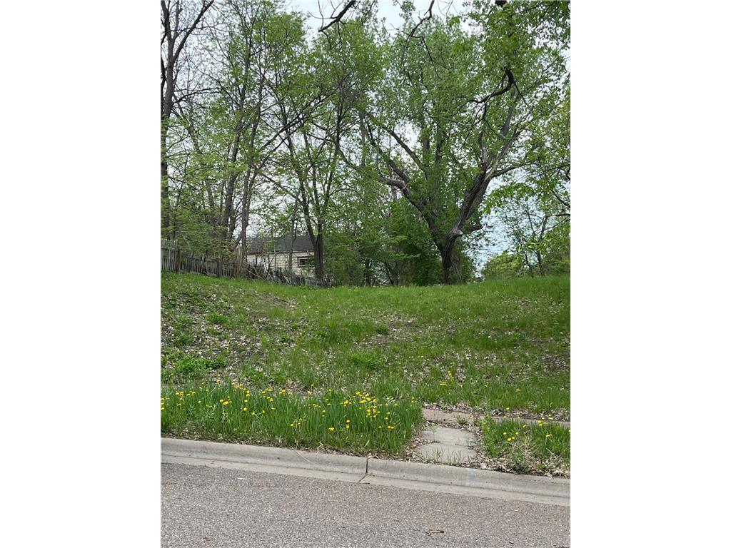 137 Sims Avenue Saint Paul MN 55117 7034341 image4