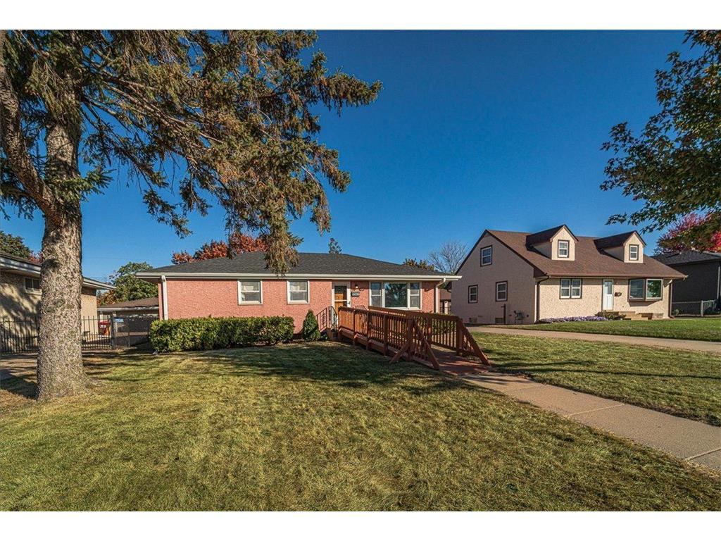 137 South Street E South Saint Paul MN 55075 6619379 image1