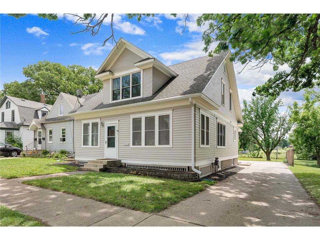 137 South Street Owatonna MN 55060 7087035 image1