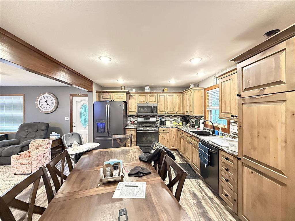 137 W 4th Street S Cottonwood MN 56229 7063497 image10