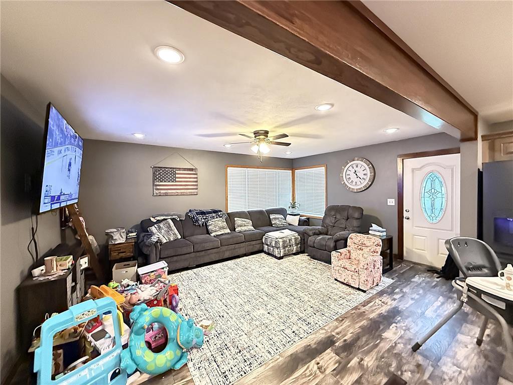 137 W 4th Street S Cottonwood MN 56229 7063497 image11