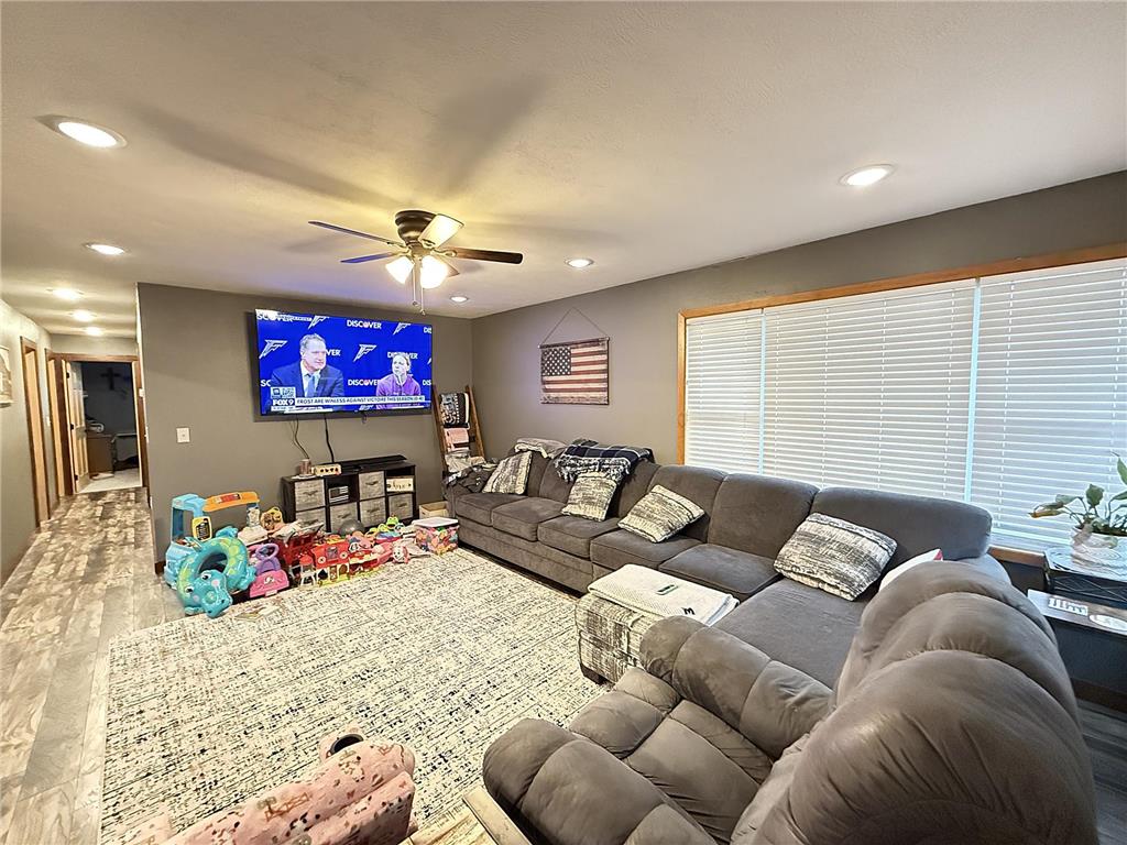 137 W 4th Street S Cottonwood MN 56229 7063497 image13
