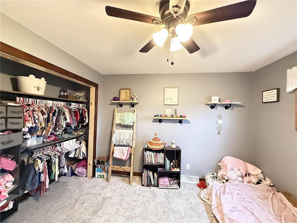 137 W 4th Street S Cottonwood MN 56229 7063497 image19