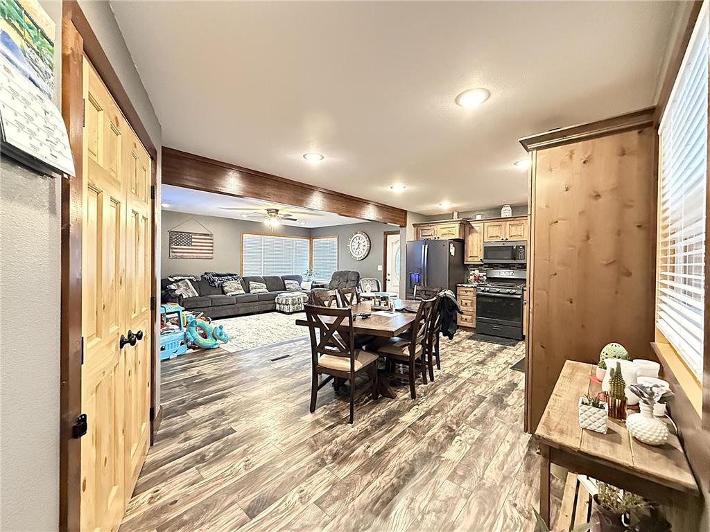 137 W 4th Street S Cottonwood MN 56229 7063497 image9