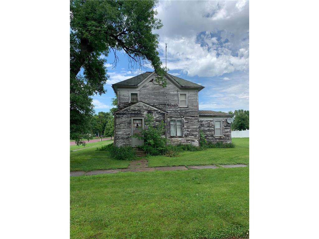 137 W Hammond Street Lewisville MN 56060 6552467 image1