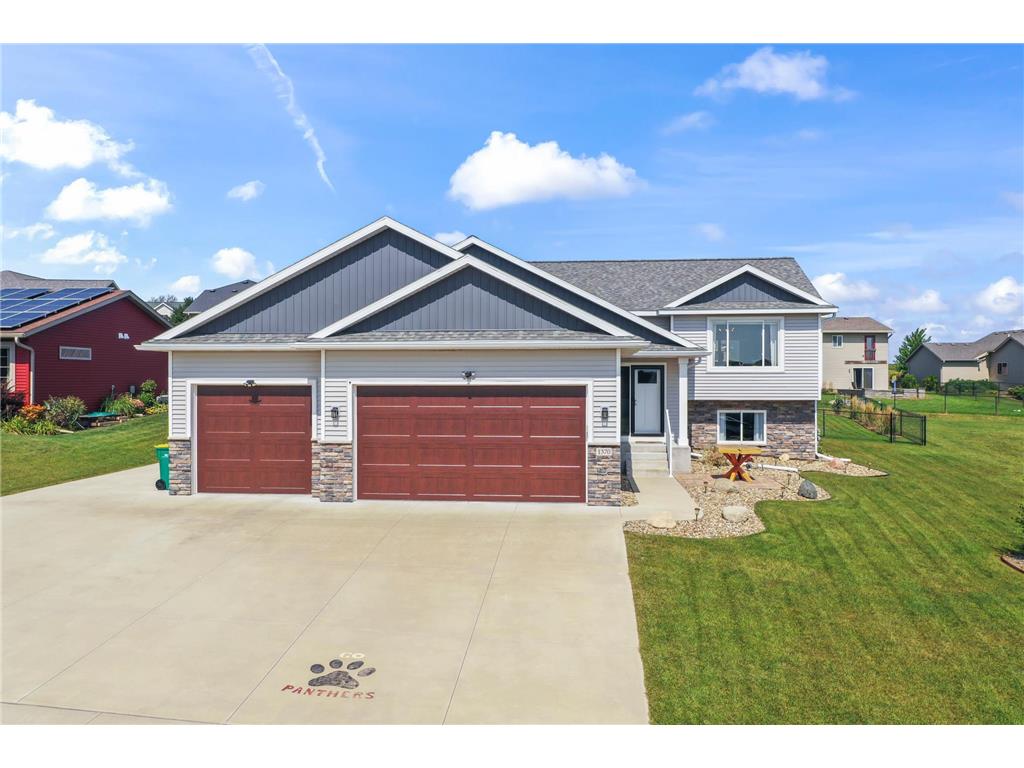 1370 Harney Peak Drive Pine Island MN 55963 6598764 image1