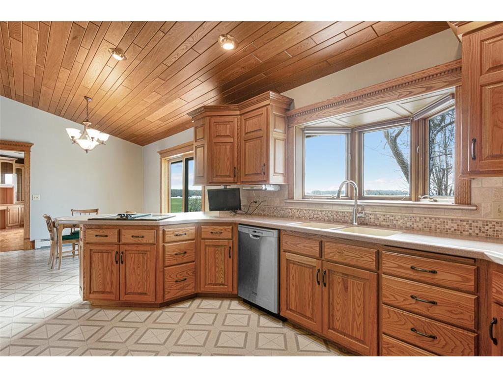 13701 Bagley Avenue Faribault MN 55021 6638921 image31