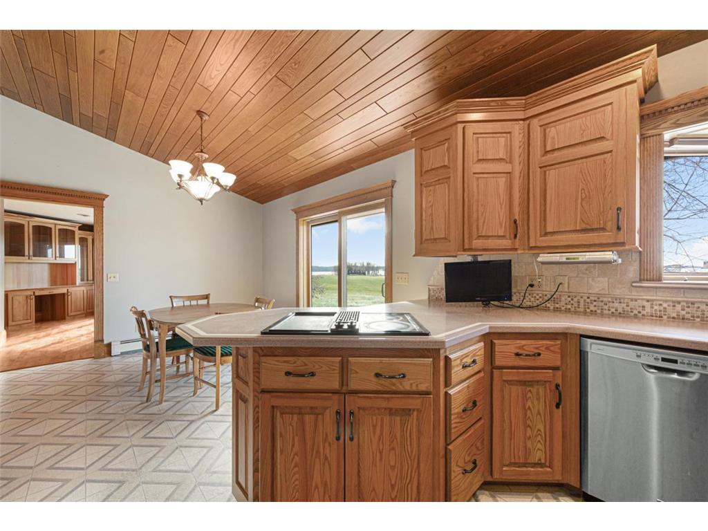 13701 Bagley Avenue Faribault MN 55021 6638921 image34